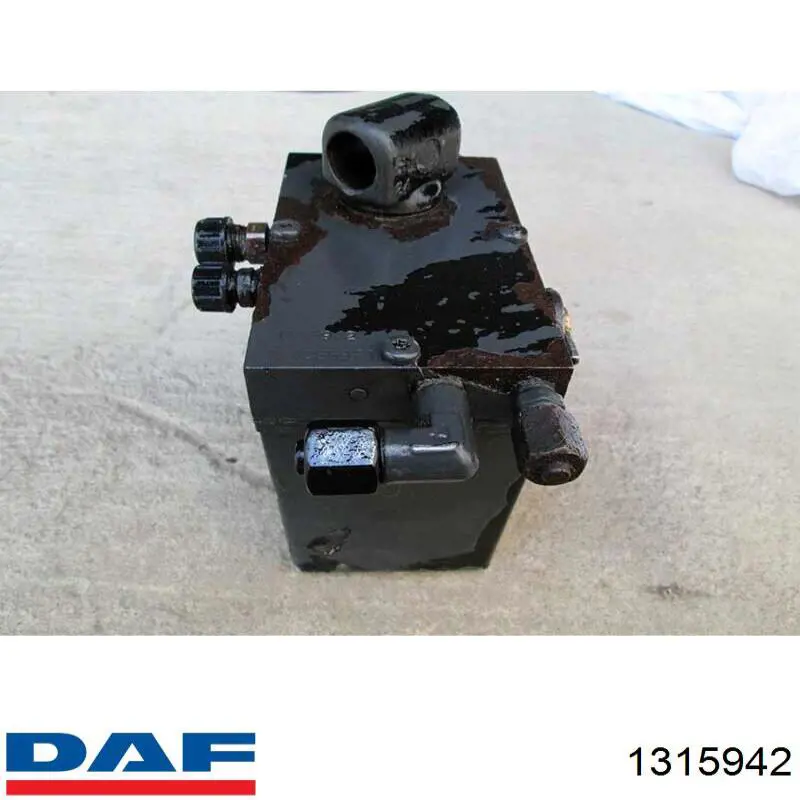 Насос подъема кабины DAF 1315942 цена, от 130.20 USD