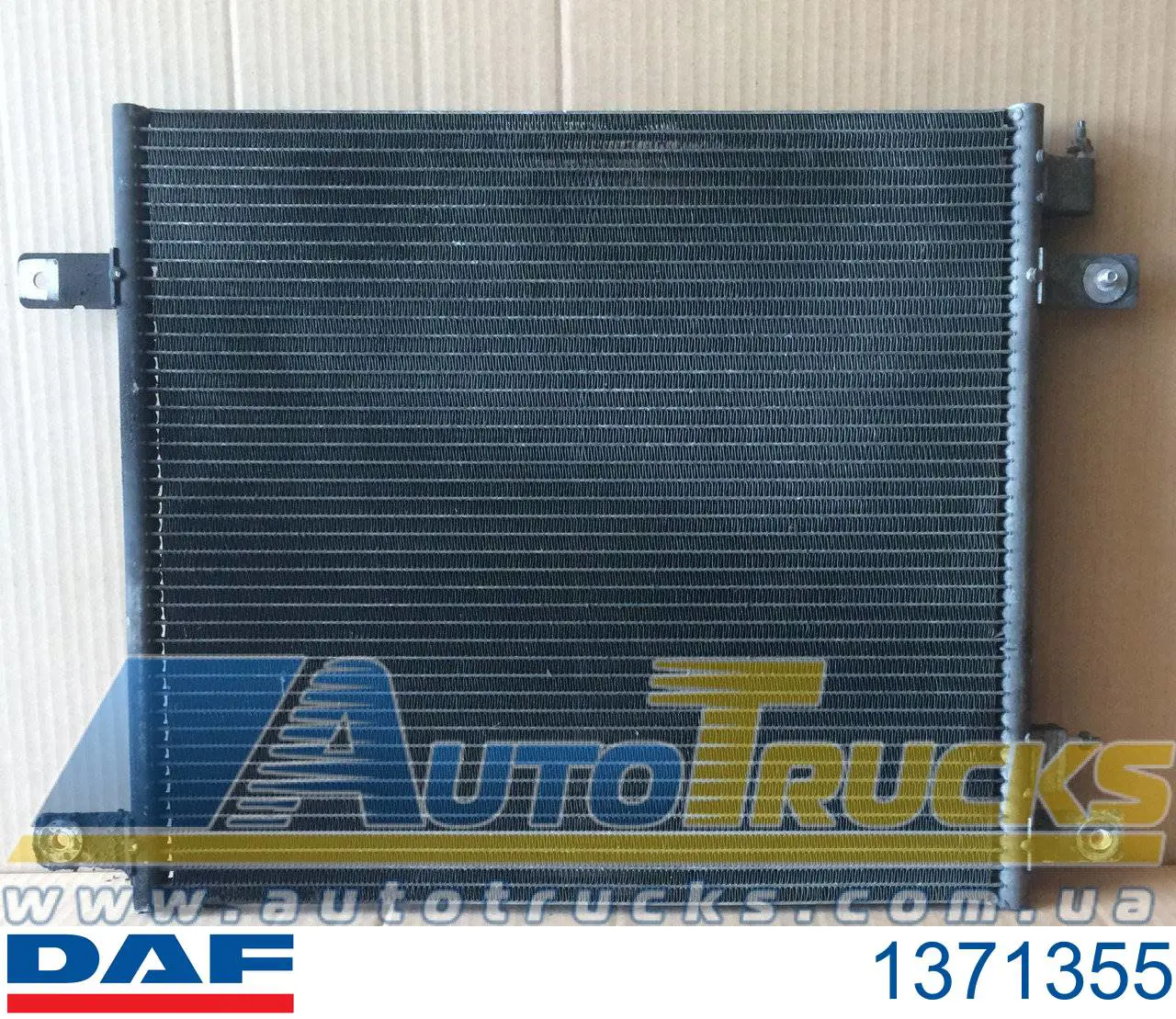 1371355 DAF Конденсатор