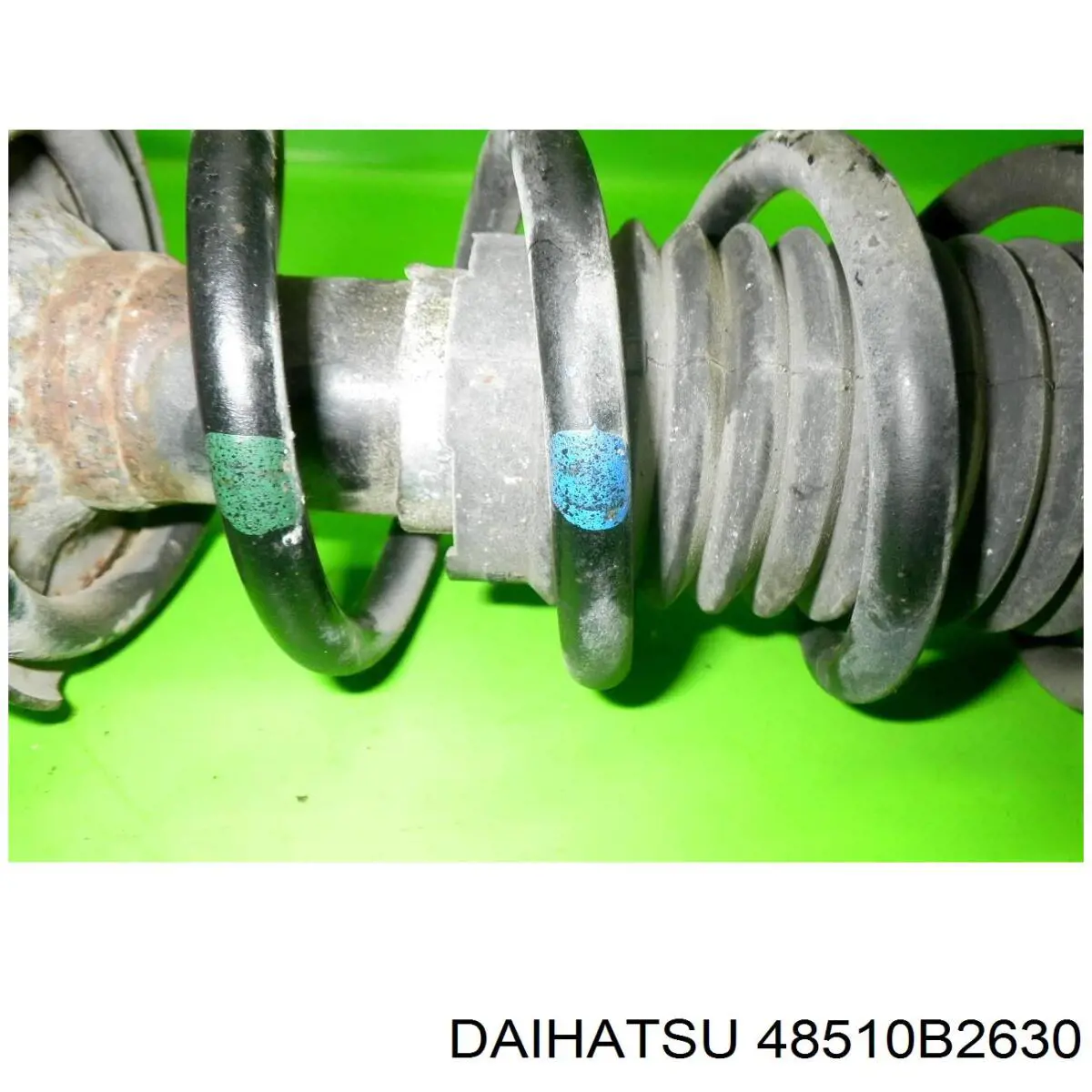 48510B2630 Daihatsu Стойка передняя