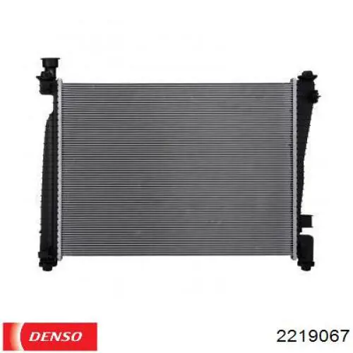 2219067 Denso radiador de esfriamento de motor