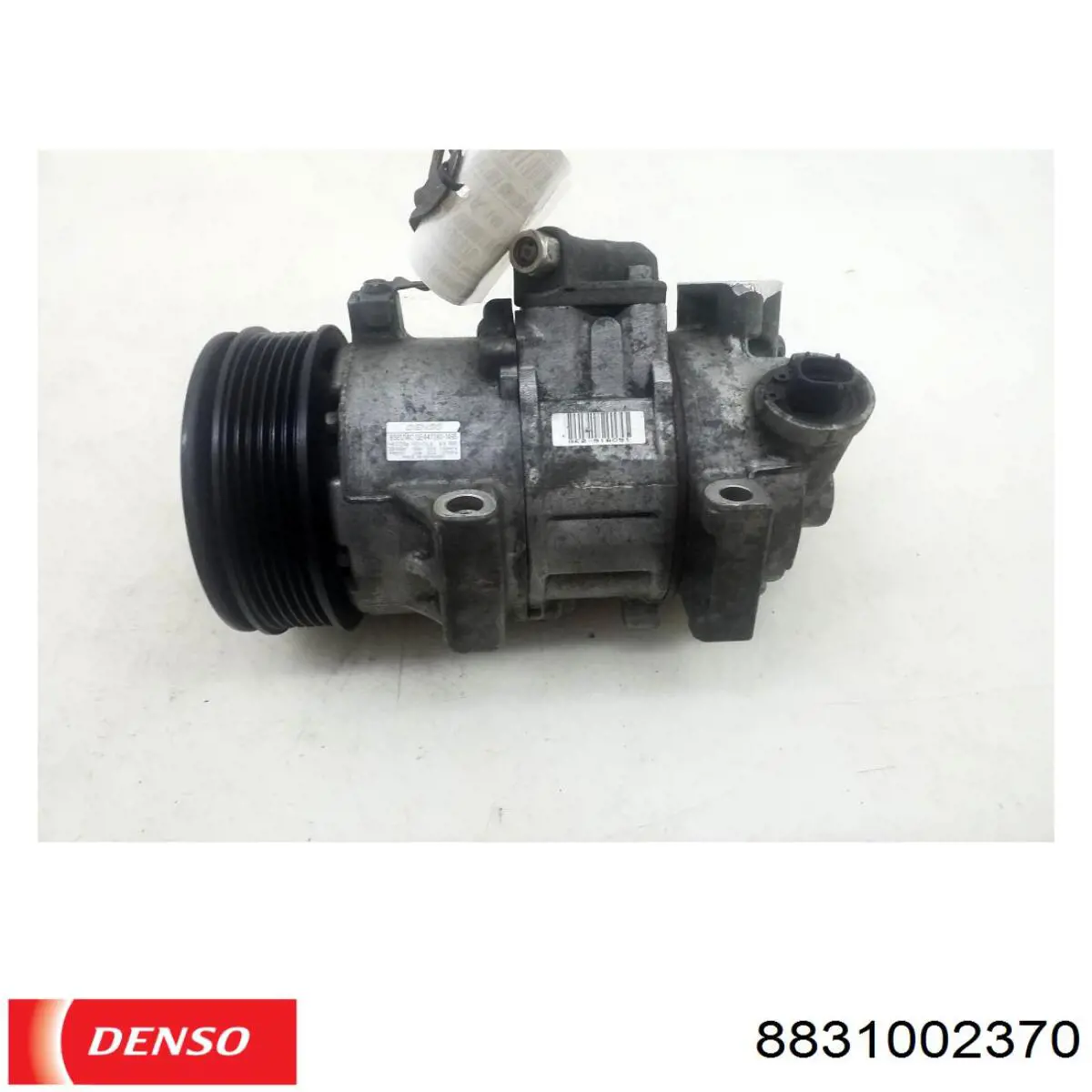 Компрессор кондиционера 8831002370 Denso