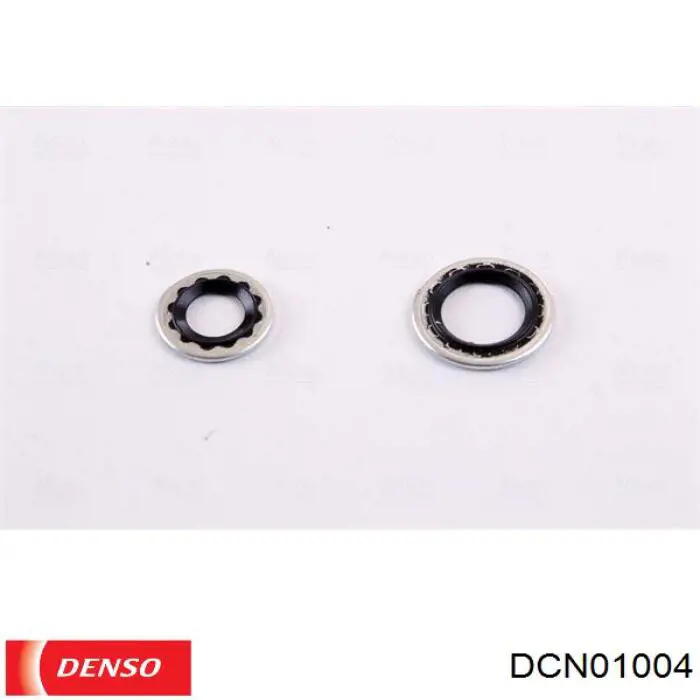 Купить DCN01004 Denso Радиатор системы охлаждения кондиционера