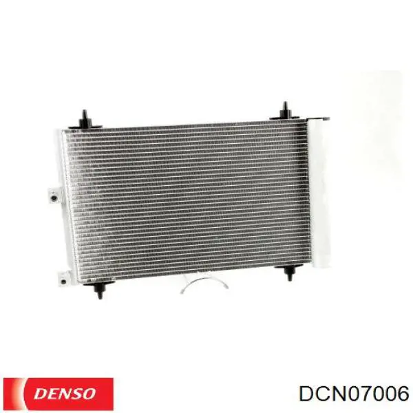 Радиатор охлаждения кондиционера Denso DCN07006
