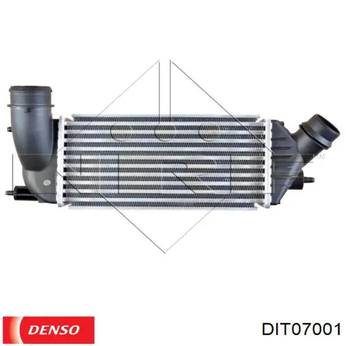 Радиатор интеркуллера Denso DIT07001