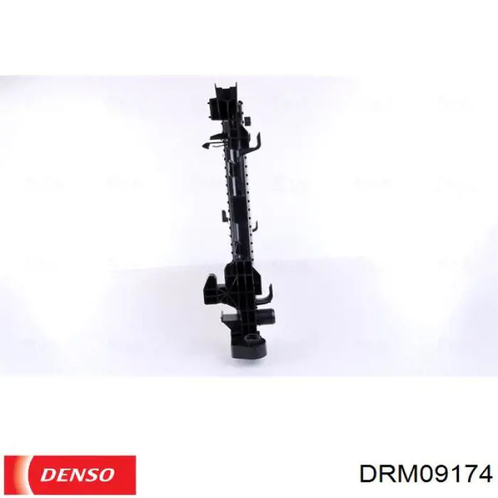 Радиатор охлаждения двигателя Denso DRM09174 цена, от 199.96 USD