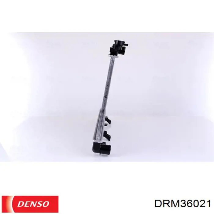 Купить DRM36021 Denso Радиатор водяной