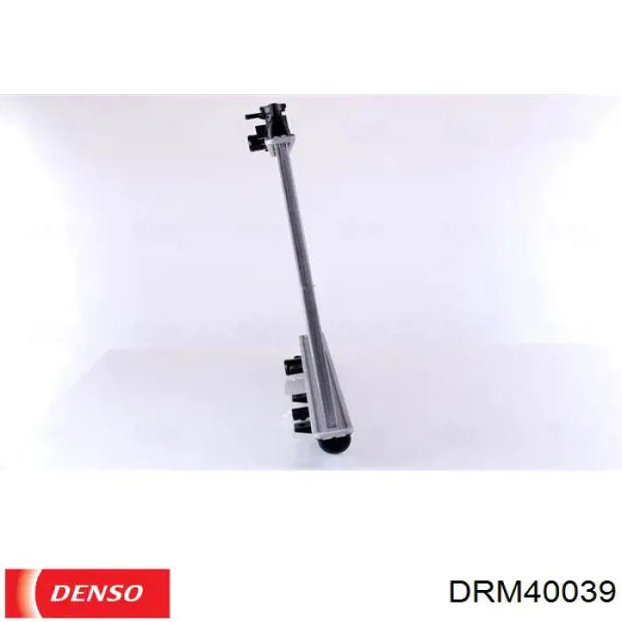 Радиатор охлаждения Denso DRM40039