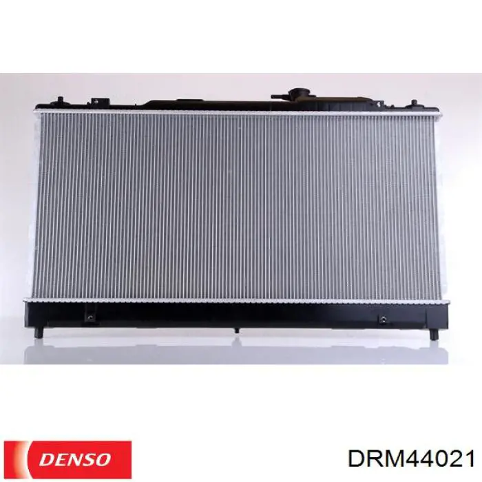 Купить DRM44021 Denso Радиатор водяной