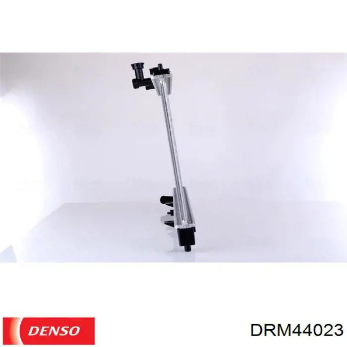 Радиатор охлаждения двигателя Denso DRM44023 цена, от 122.28 USD