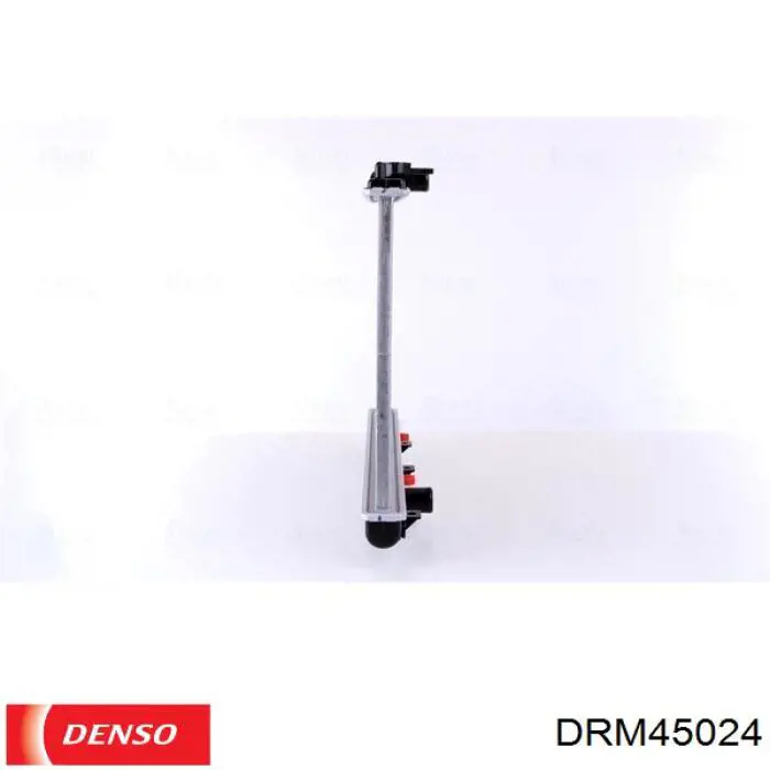 Радиатор охлаждения двигателя Denso DRM45024 цена, от 65.56 USD