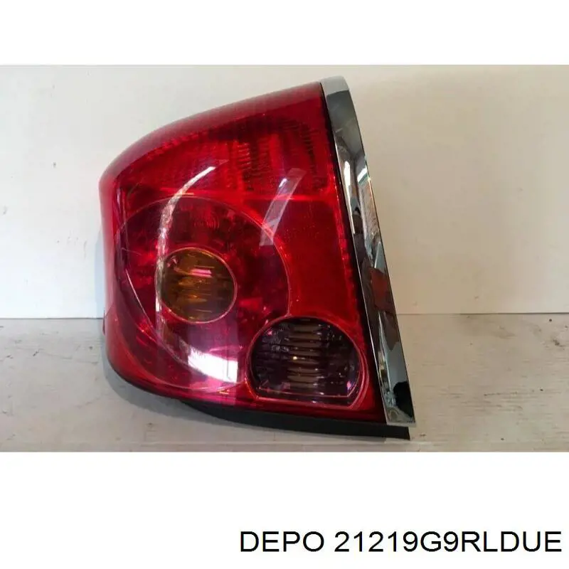 Купить 812588E Polcar Задняя правая фара