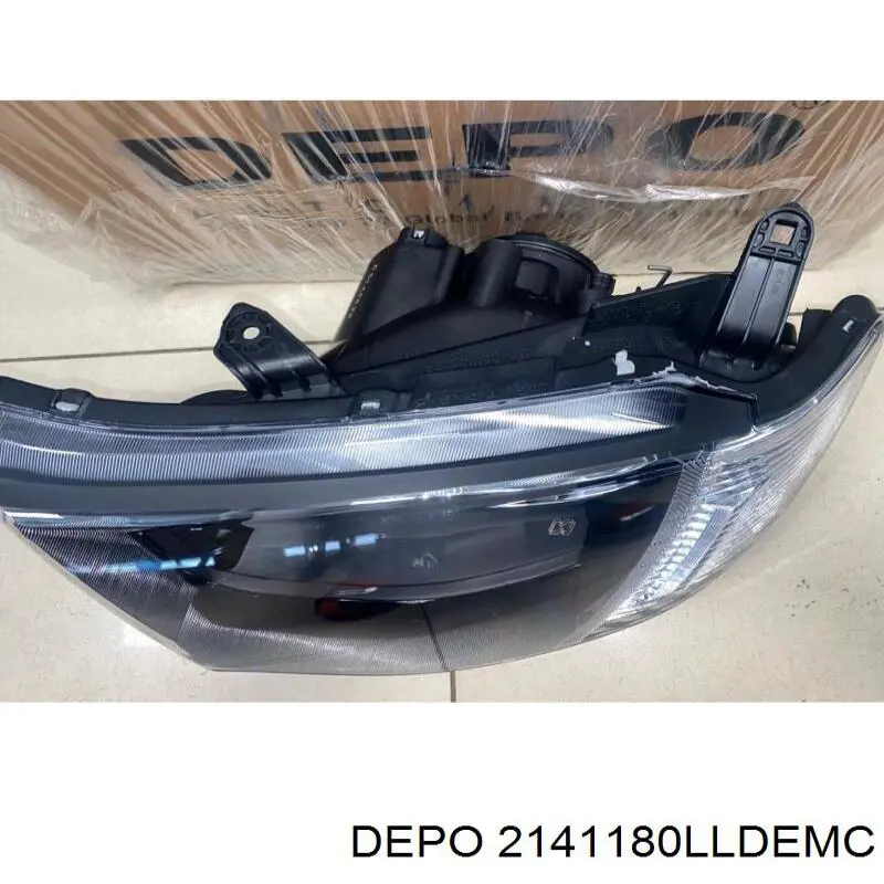 2141180LLDEMC Depo/Loro/Abakus Фара