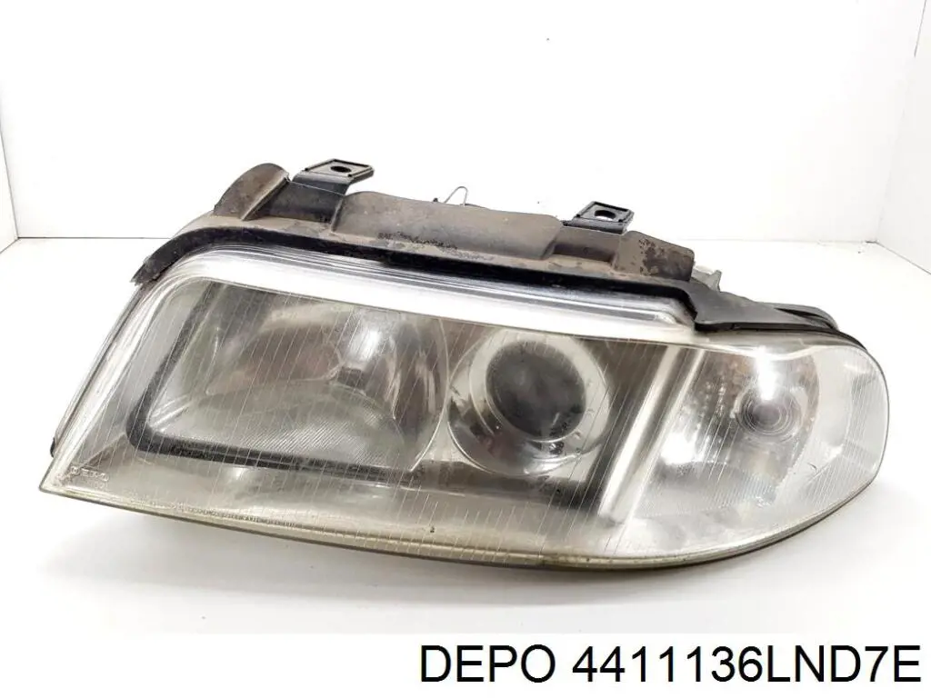 Фара левая VAG 8D0941003AB цена, от 96.03 USD