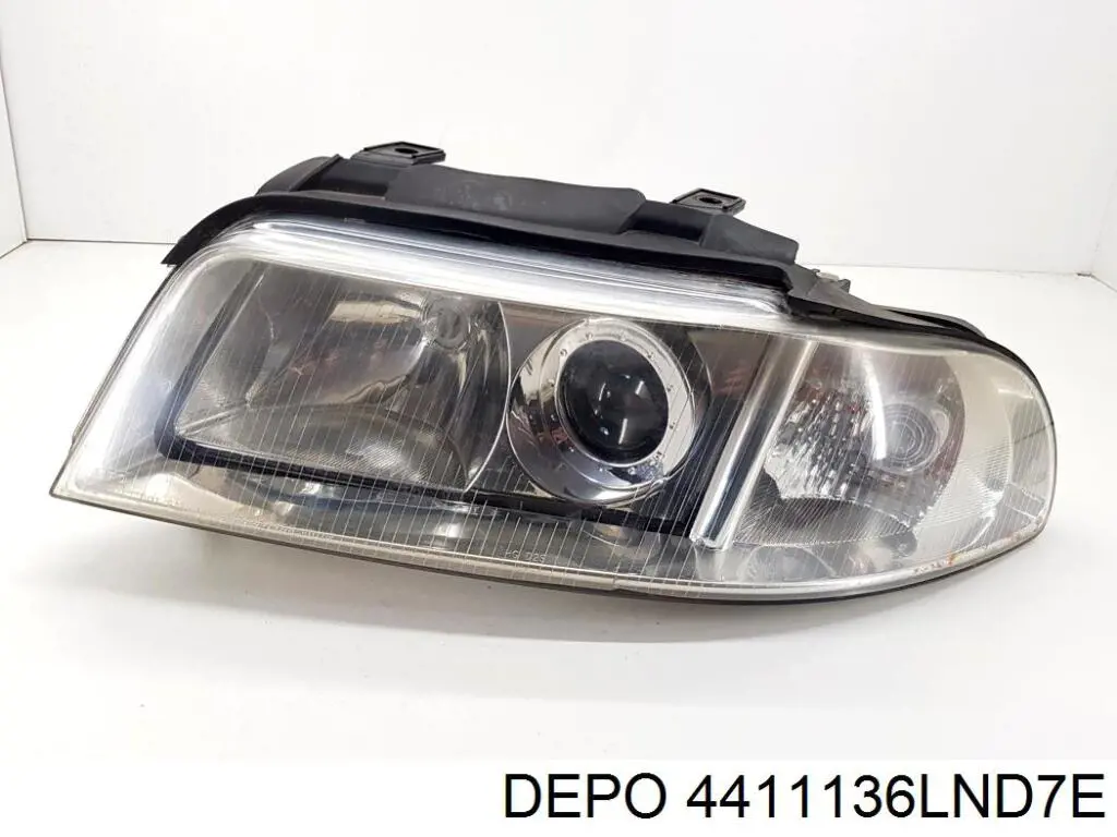 Купить 8D0941003A VAG Фара левая передняя