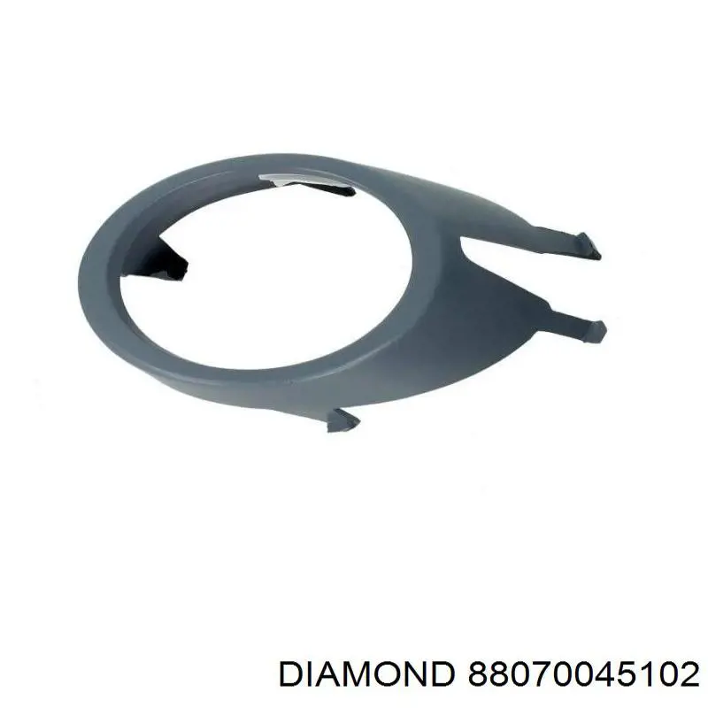 Решетка бампера переднего правая 88070045102 Diamond/DPA