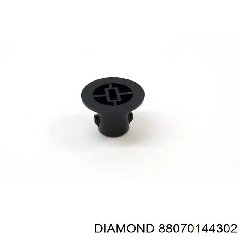 Купить 88070144302 Diamond/DPA Кронштейн бампера переднего правый