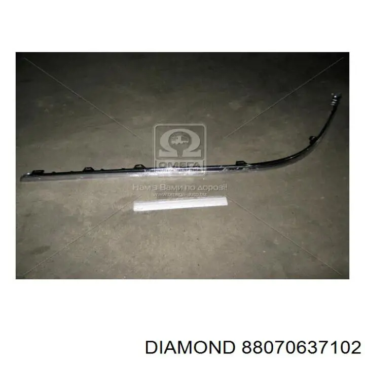 Купить 88070637102 Diamond/DPA Направляющая переднего бампера правая
