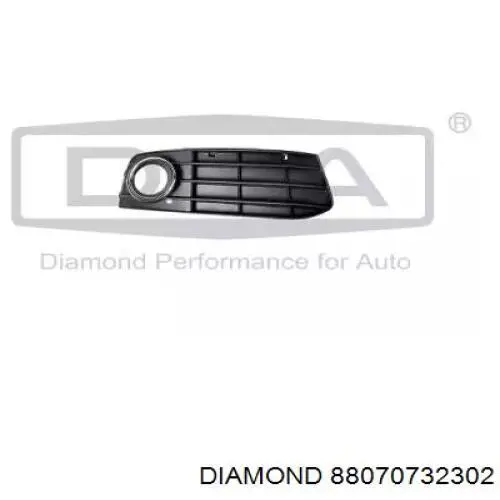 Решетка бампера переднего внутренняя правая Diamond/DPA 88070732302