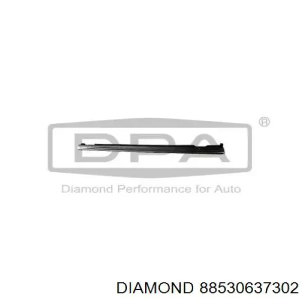 88530637302 Diamond/DPA накладка (молдинг порога наружная правая)