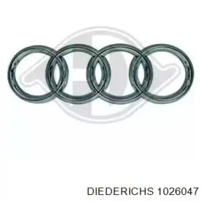 Эмблема решетки радиатора на Audi A6 4F2