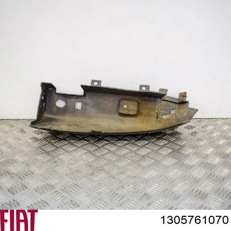 Бампер задний, правая часть FT91401G Fast