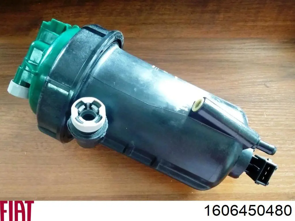 Корпус топливного фильтра 1541079J50000 Suzuki