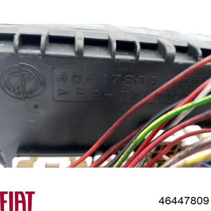 Купить 46447809 Fiat/Alfa/Lancia Блок предохранителей задний салонный