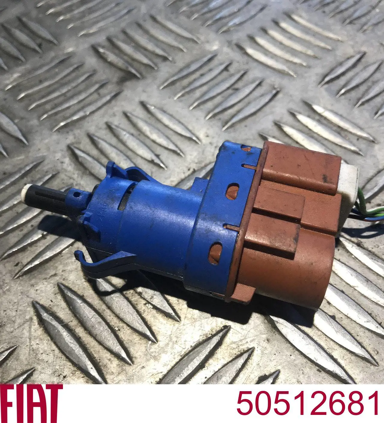 Лягушка Fiat/Alfa/Lancia 50512681 цена, от 5.62 USD
