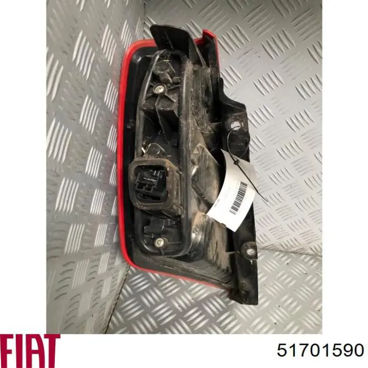 Правый стоп Fiat/Alfa/Lancia 51701590