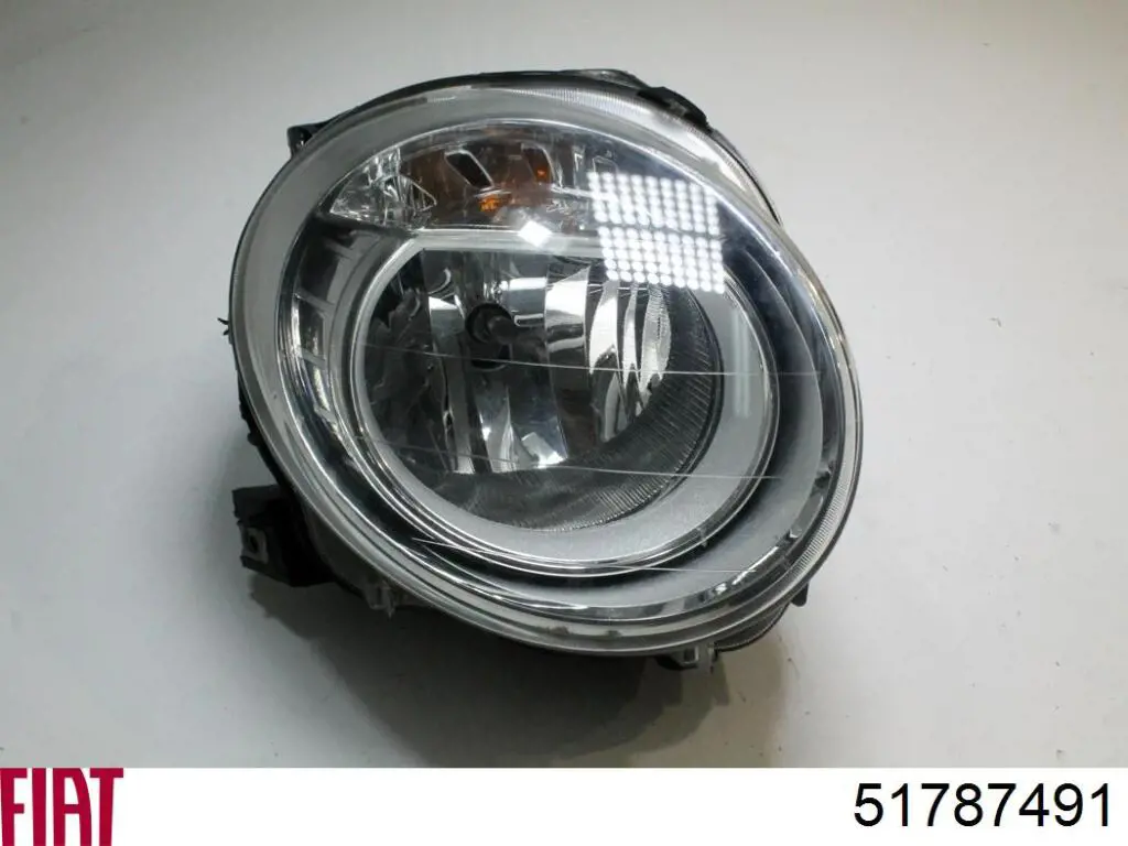 Правая фара 51787491 Fiat/Alfa/Lancia