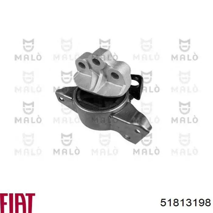 Правая подушка двигателя 030607010604 Magneti Marelli