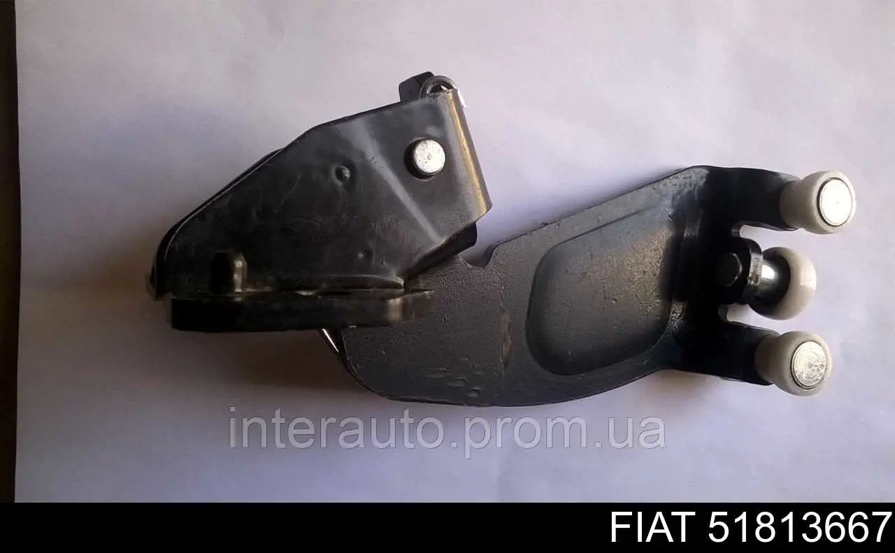 Ролик двери боковой (сдвижной) левый центральный AIC 73500 цена, от 37.51 USD