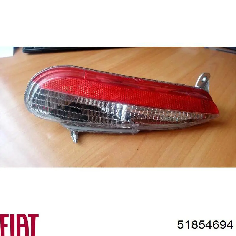 Фонарь заднего бампера правый Fiat/Alfa/Lancia 51854694 цена, от 20.95 USD