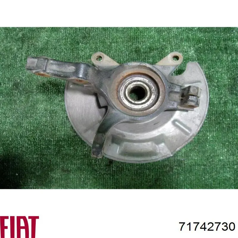 Купить 4515180J52 Suzuki Цапфа поворотная левая