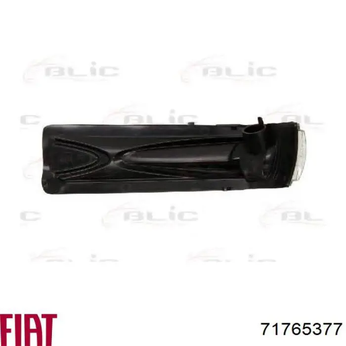 Габарит (указатель поворота) правый 71765377 Fiat/Alfa/Lancia