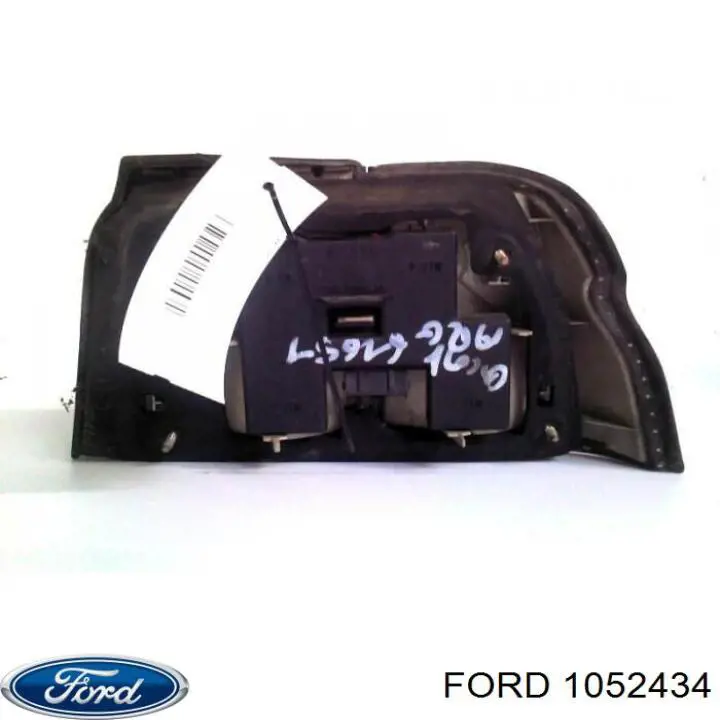 1052434 Ford Задний левый стоп