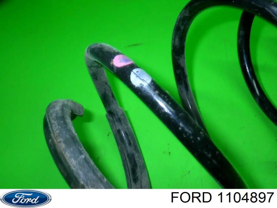 1104897 Ford пружина задняя