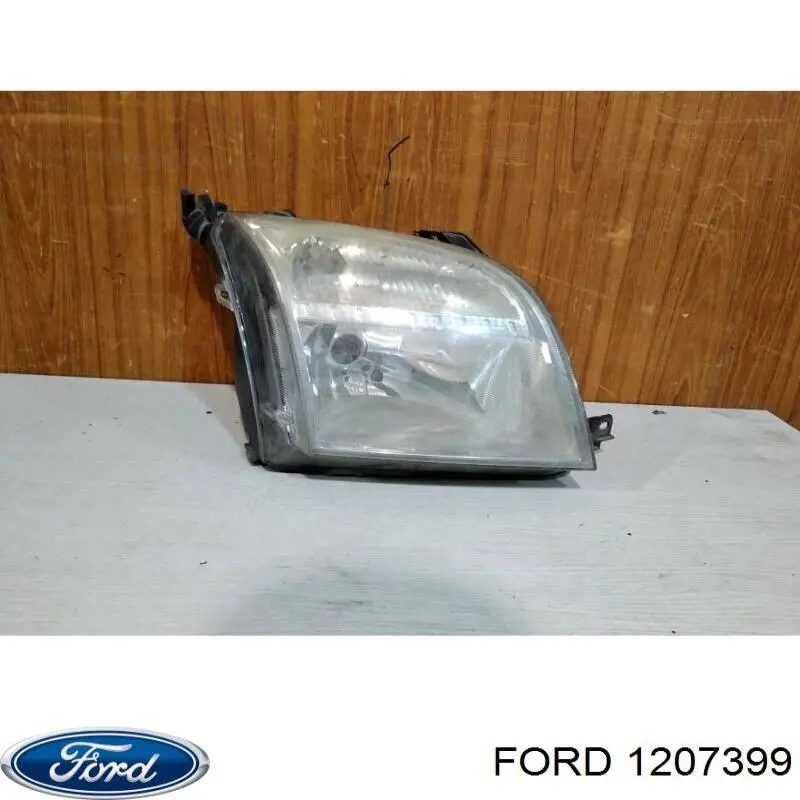 Фара правая Ford 1224749