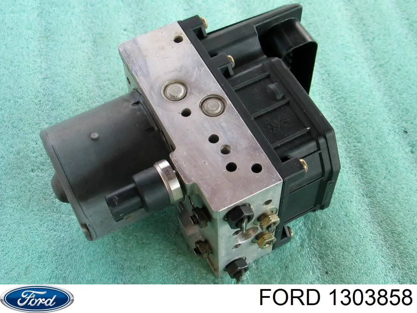 1303858 Ford 