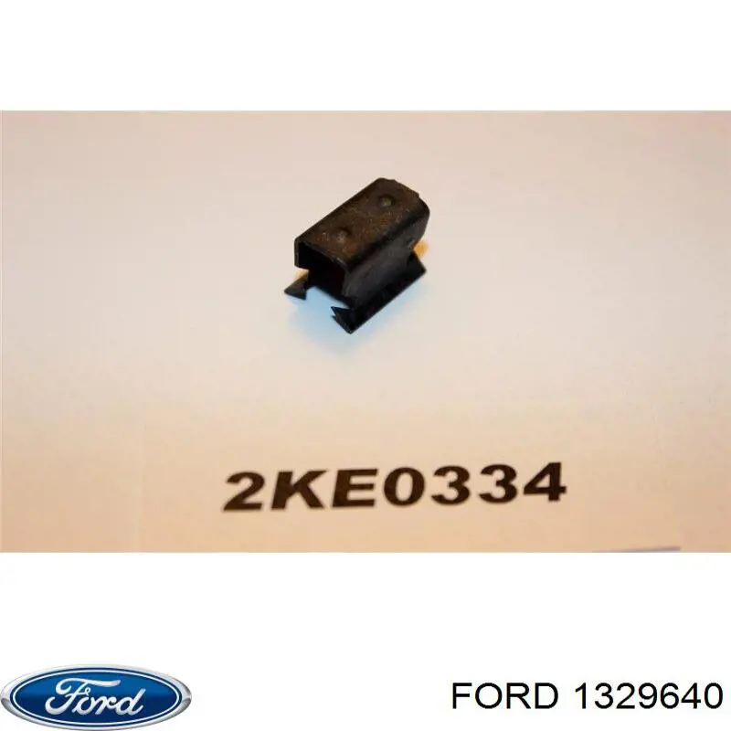 Пистон клип крепления жабо Ford 1329640 цена, от 1.00 USD