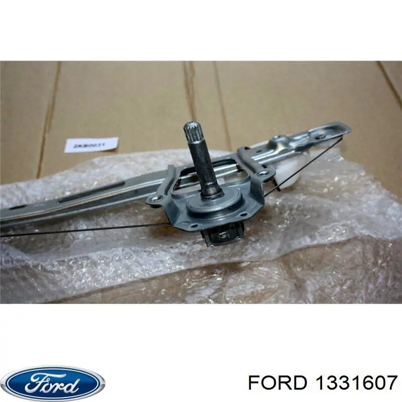 Механизм стеклоподъемника двери задней, правой Ford 1331607 цена, от 42.67 USD