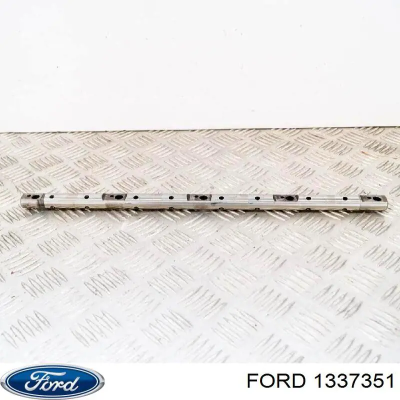 Купить 1337351 Ford Ось коромысла рокеров впускных