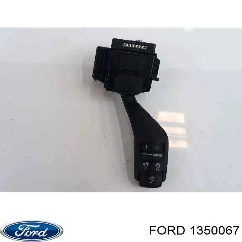 1350067 Ford comutador direito instalado na coluna da direção