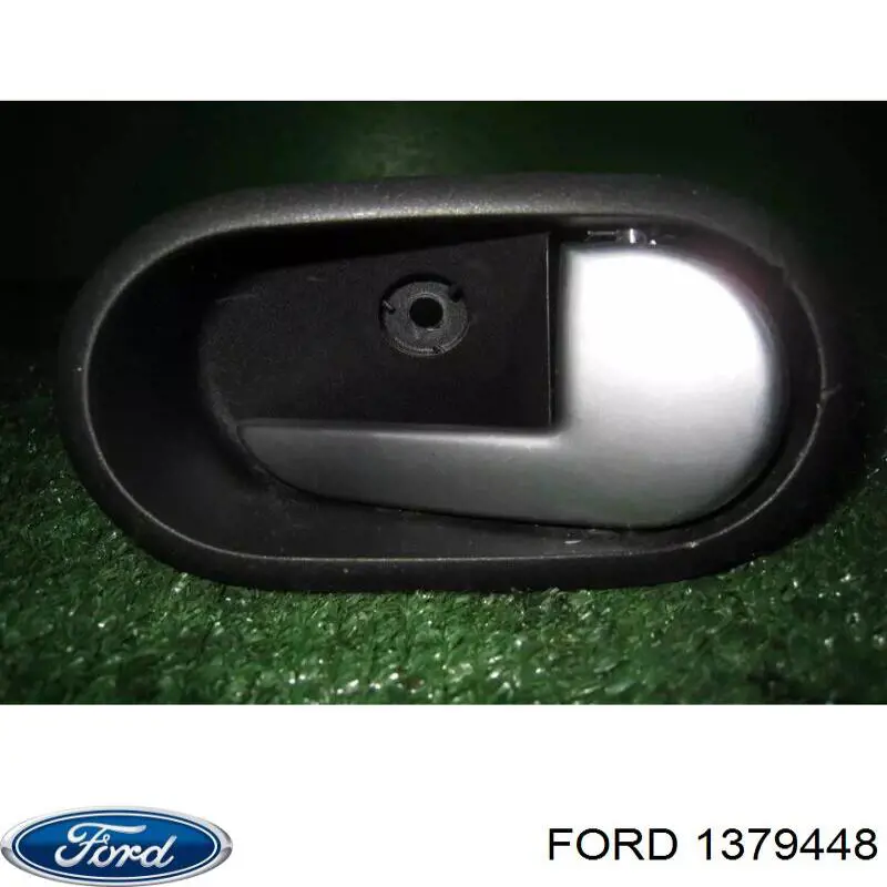 1379448 Ford 