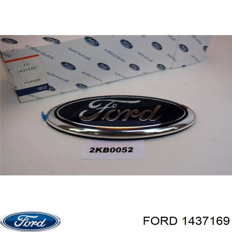 Эмблема решетки радиатора на Ford Mondeo II 