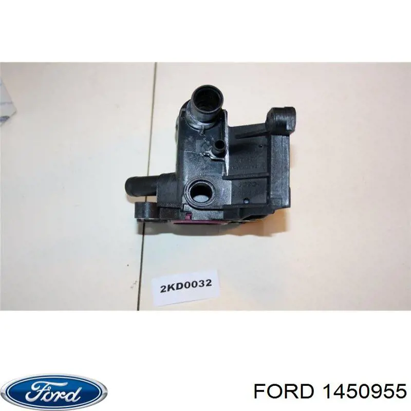 1450955 Ford Тройник системы охлаждения