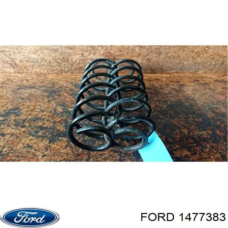 1477383 Ford Mola traseira