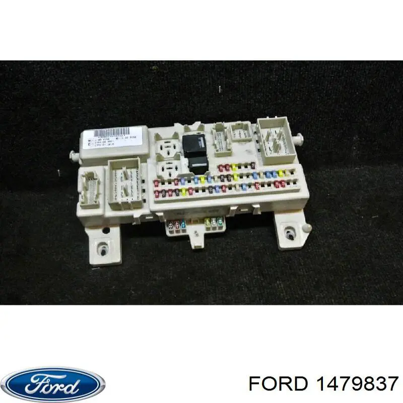 Крышка клапанная Ford 1479837 цена, от 10.04 USD
