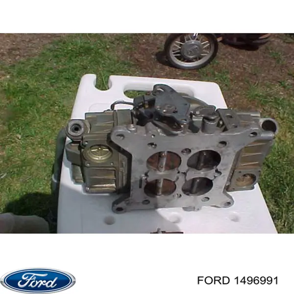 Купить 1496991 Ford Болт переднего рычага