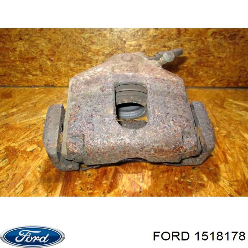 Купить 1518178 Ford Установочная панель передняя